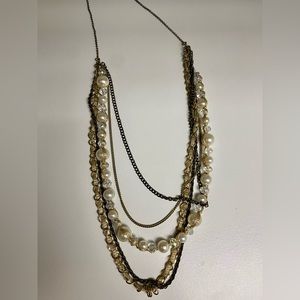 Layered Necklace with Gold Chains and Pearls